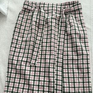 Ann Taylor belted skirt